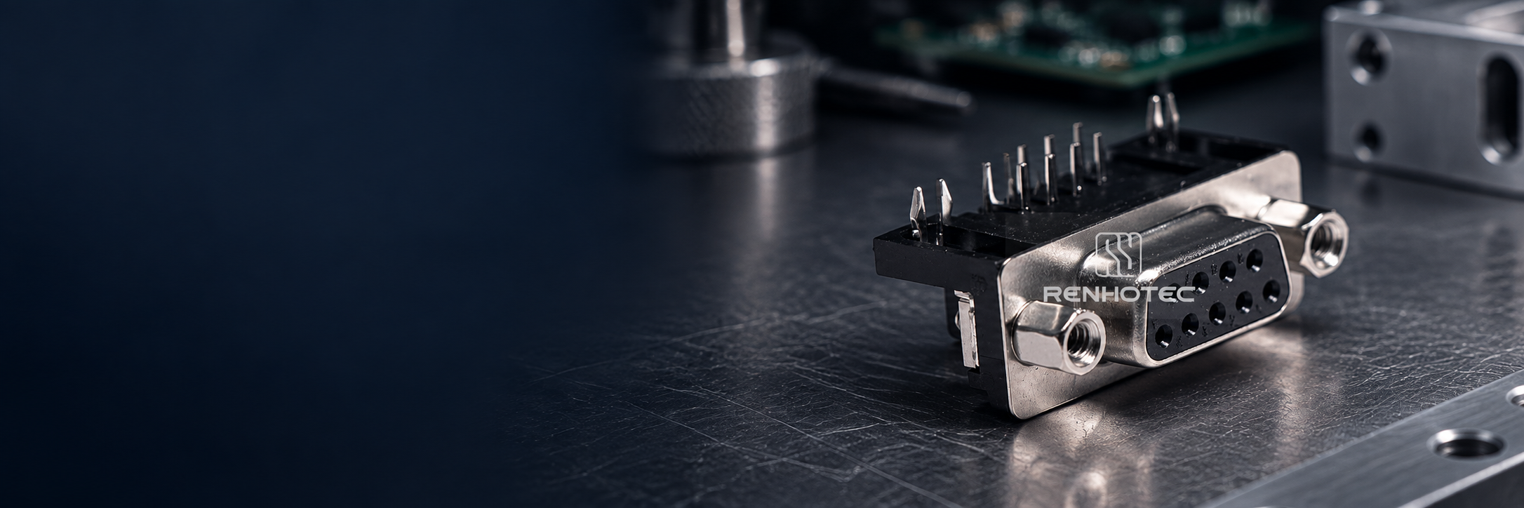 Electronic equipment connection design
